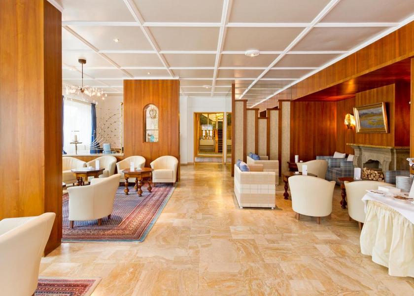 Bavaria Garmisch-Partenkirchen lobby
