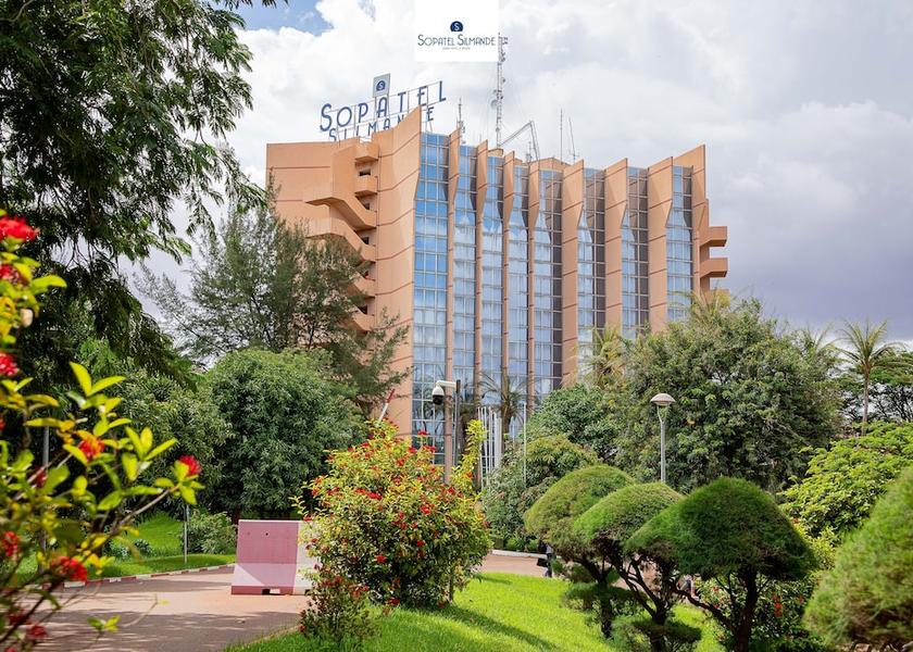 Centre Ouagadougou Front of property