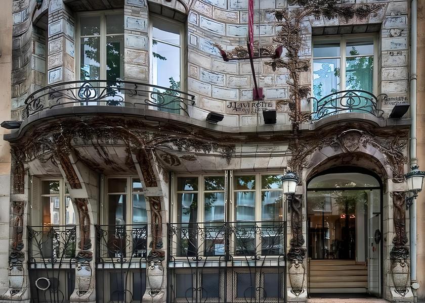 Île-de-France Paris Hotel Exterior