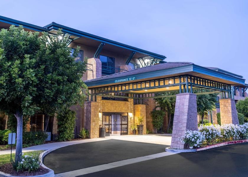 California Agoura Hills Exterior