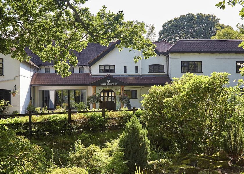 England Ellesmere Port Facade