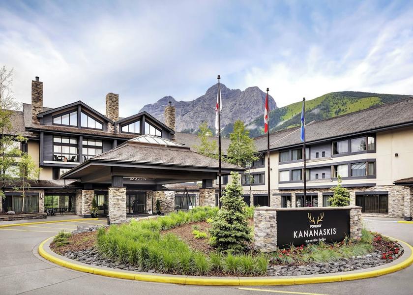 Alberta Kananaskis Exterior Detail