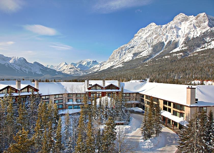 Alberta Kananaskis Exterior Detail