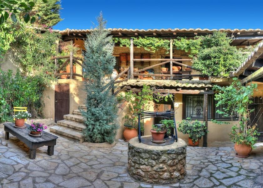 Peloponnese Aigialeia Courtyard