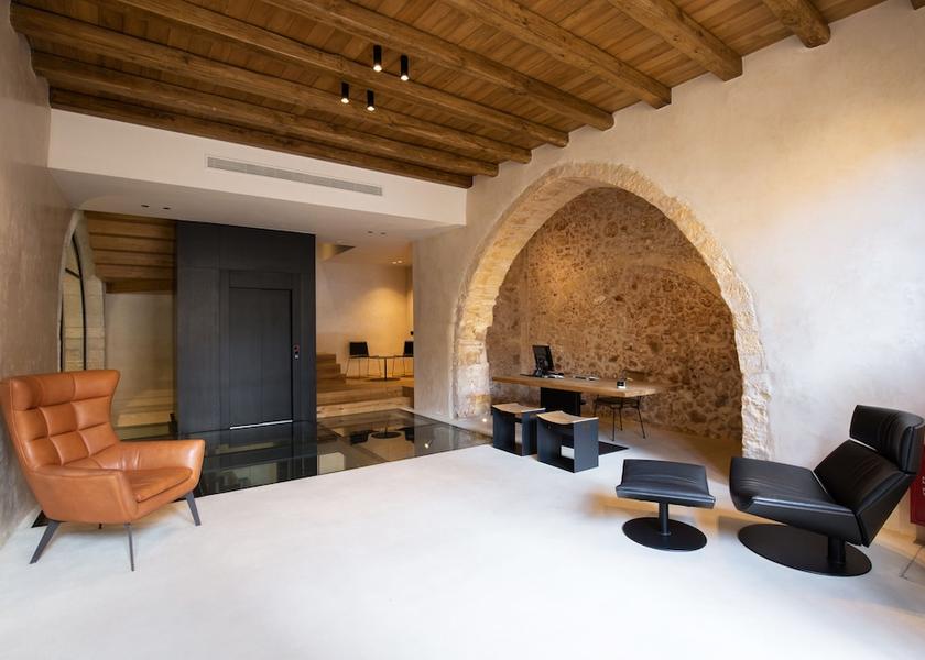 Crete Island Chania Reception