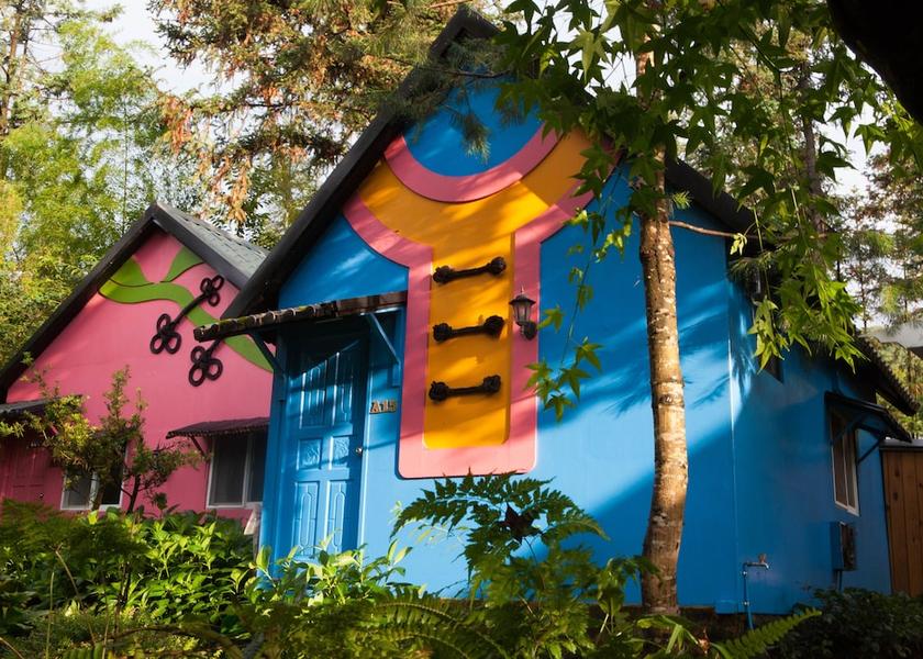 Nantou County Lugu Exterior Detail