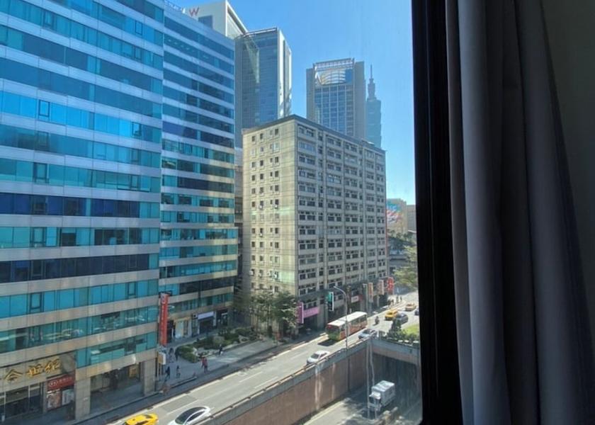  Taipei View From Room