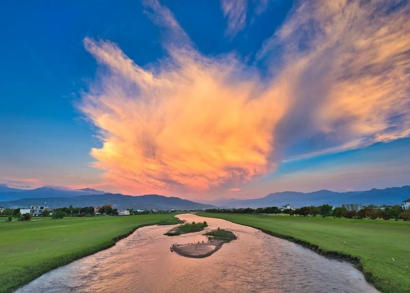 Yilan County Luodong Golf