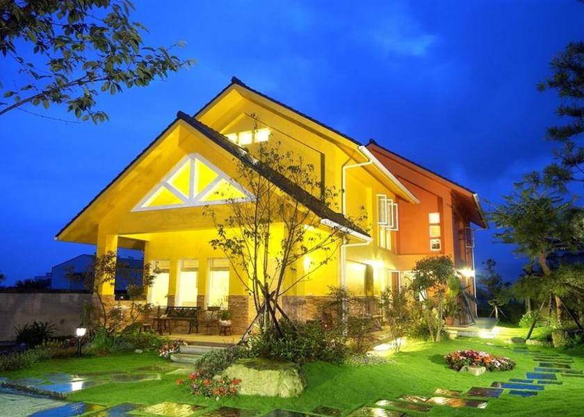 Yilan County Dongshan Facade