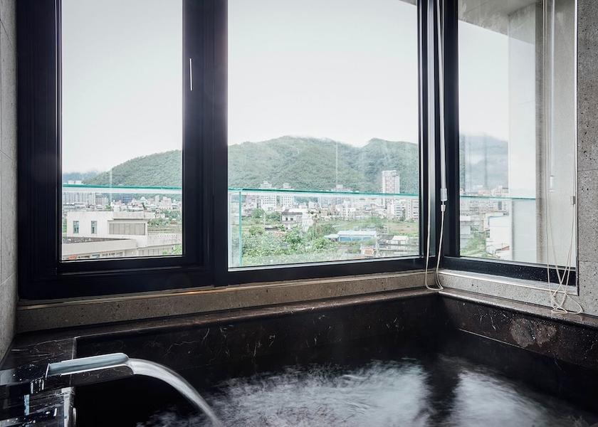 Yilan County Jiaoxi Bathroom