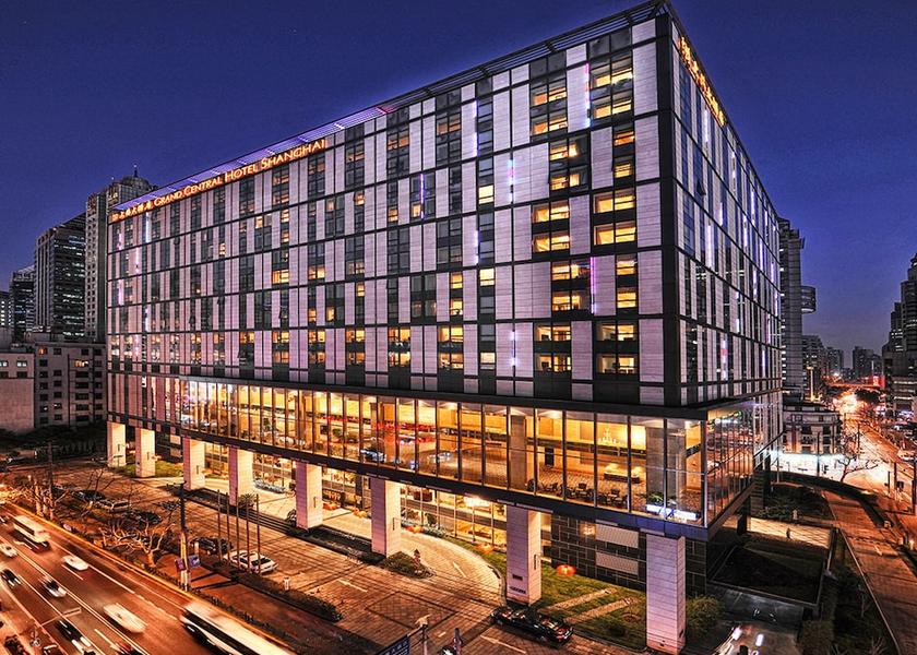 Shanghai Exterior Detail