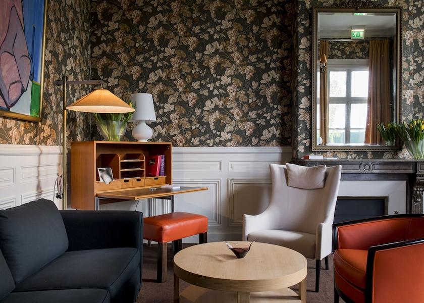 Nouvelle-Aquitaine Pauillac Lounge