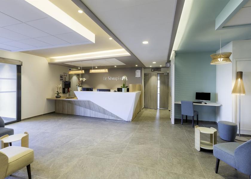 Hauts-de-France Rang-du-Fliers Reception