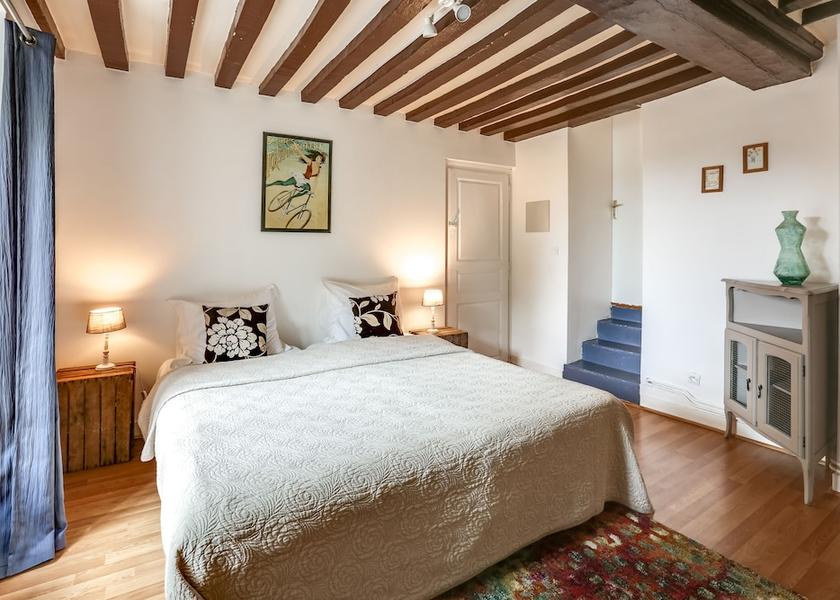 Normandy Bons-Tassily Room