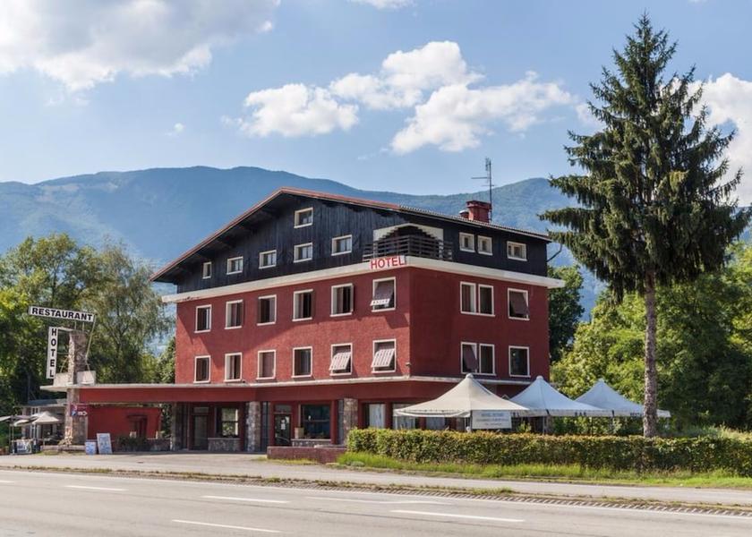 Auvergne-Rhone-Alpes Saint-Pierre-d'Albigny Skiing