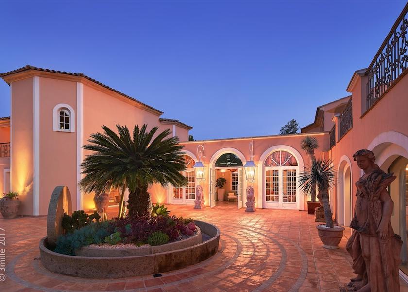 Provence - Alpes - Cote d'Azur Antibes Exterior Detail