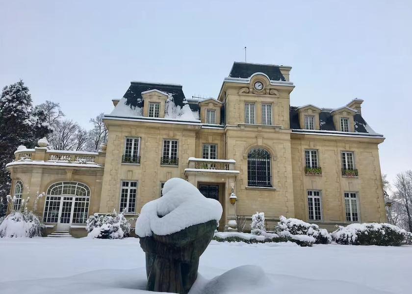 Île-de-France L'Isle-Adam Facade
