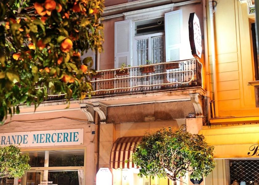 Provence - Alpes - Cote d'Azur Menton Facade