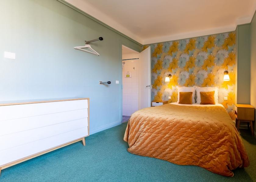 Grand Est Reims Interior Entrance