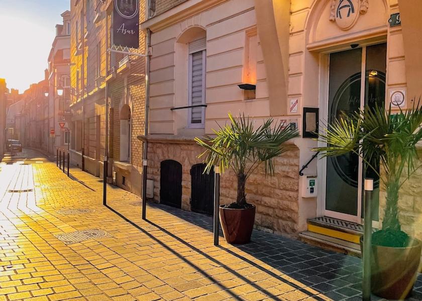 Grand Est Reims Facade