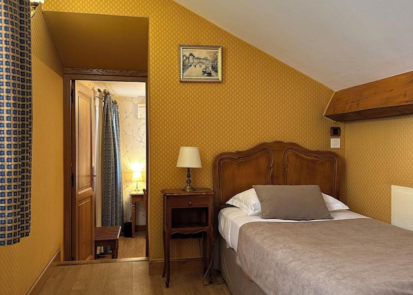 Bourgogne-Franche-Comte Beaune Room