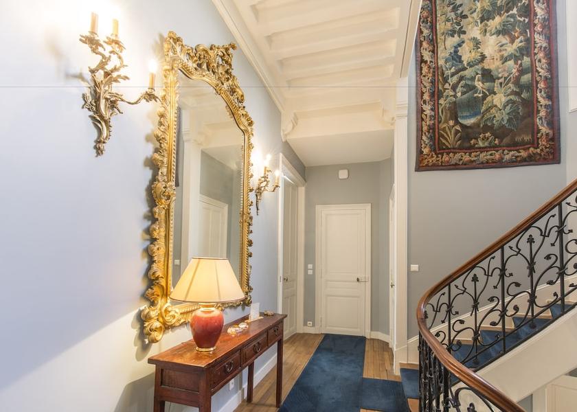 Ile-de-France Paris Interior Entrance