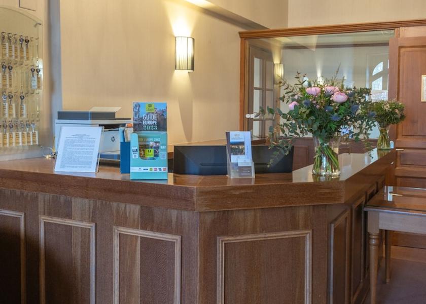 Bourgogne-Franche-Comte Beaune Reception