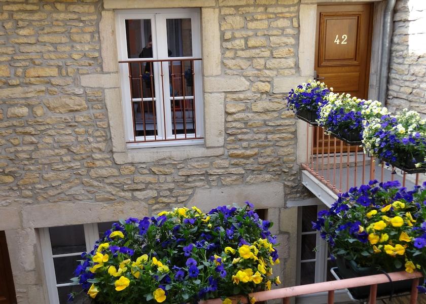 Bourgogne-Franche-Comte Beaune Exterior Detail