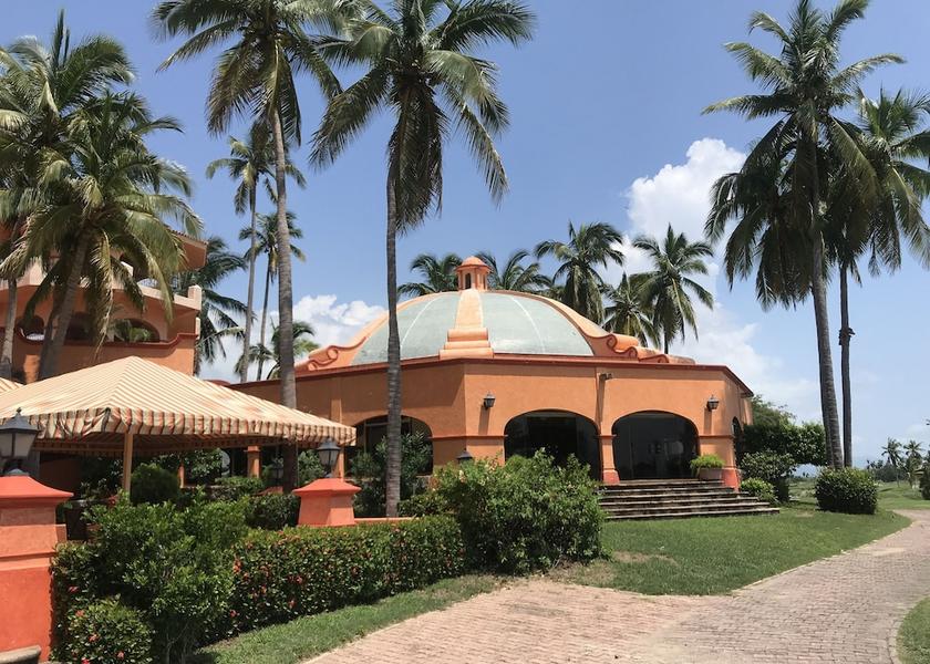 Colima Isla Navidad Golf