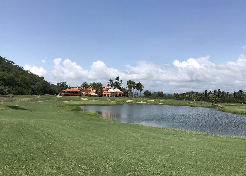 Colima Isla Navidad Golf