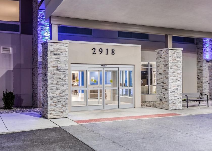 Indiana Hammond Exterior Detail