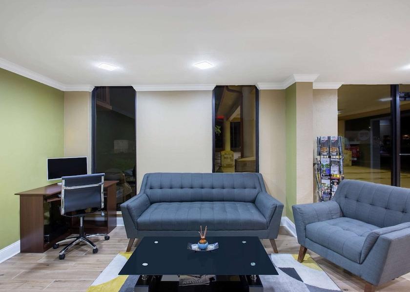 Arkansas Malvern Lobby