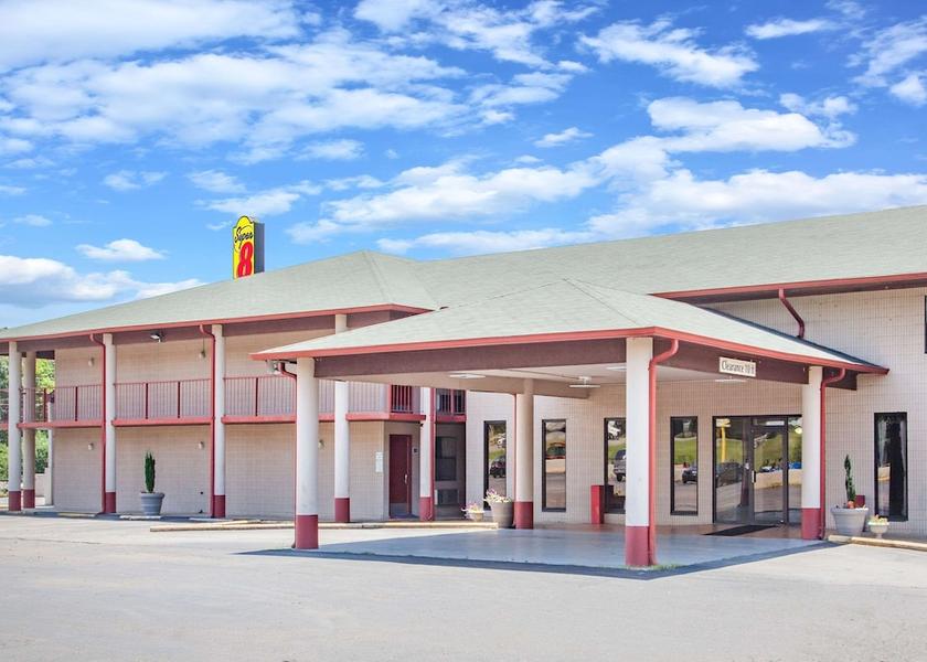 Arkansas Malvern Exterior Detail