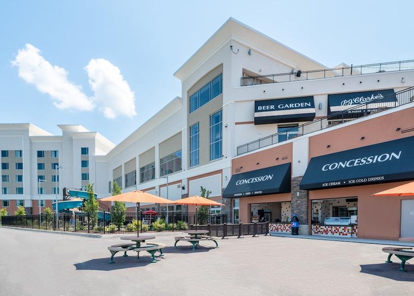 New York Nichols Exterior Detail