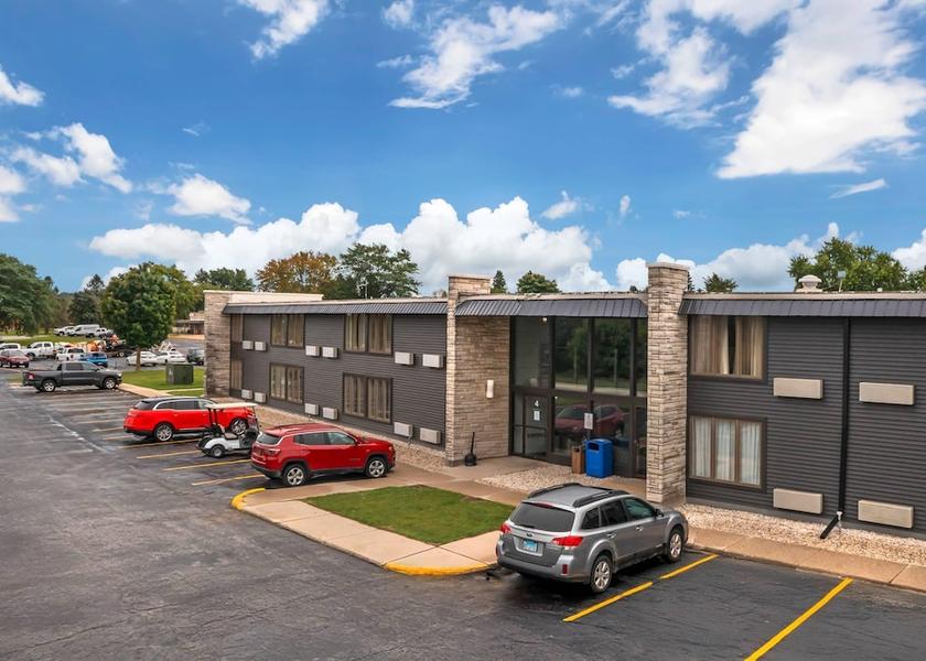 Wisconsin Mishicot Exterior