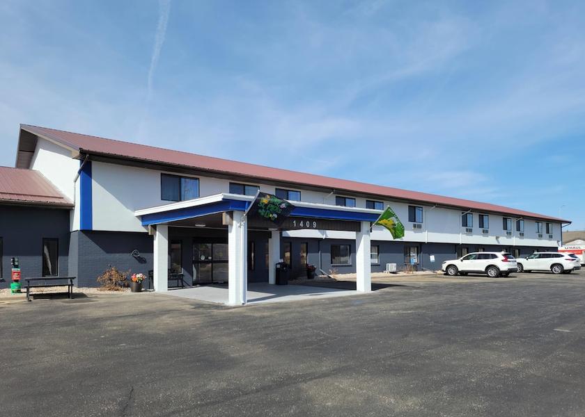 Wisconsin New London Exterior Detail