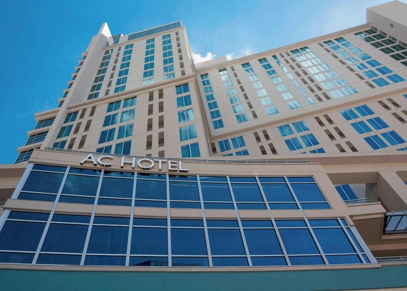 North Carolina Charlotte Exterior Detail