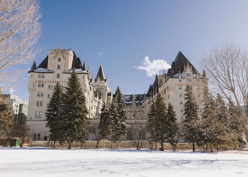 Ontario Ottawa Exterior
