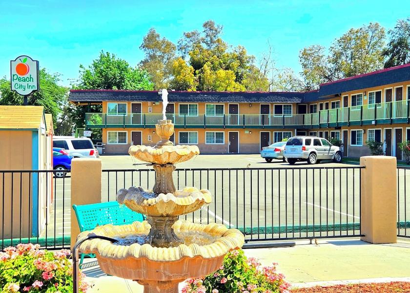 California Marysville Exterior Detail