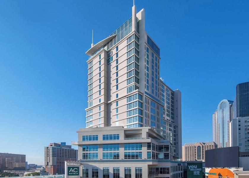 North Carolina Charlotte Exterior Detail