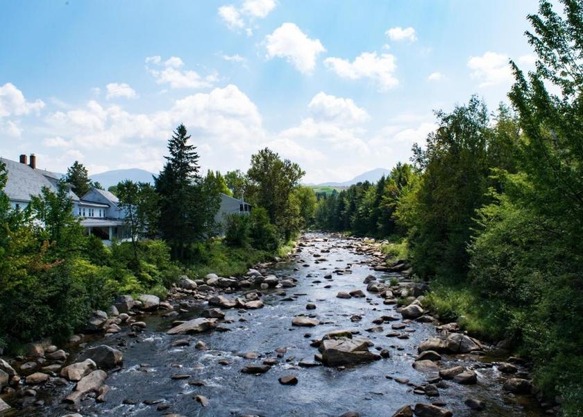 New Hampshire Bethlehem Property Grounds