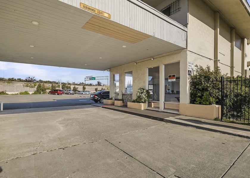 California Hayward Property entrance