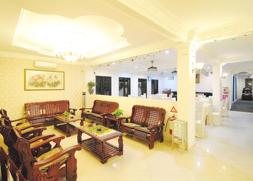 Riau Islands Tanjung Pinang Lobby sitting area