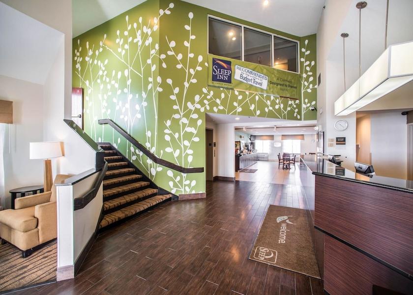 Illinois Decatur Lobby