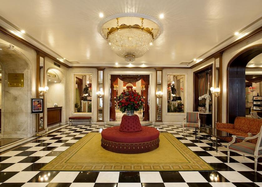  Lisbon Lobby