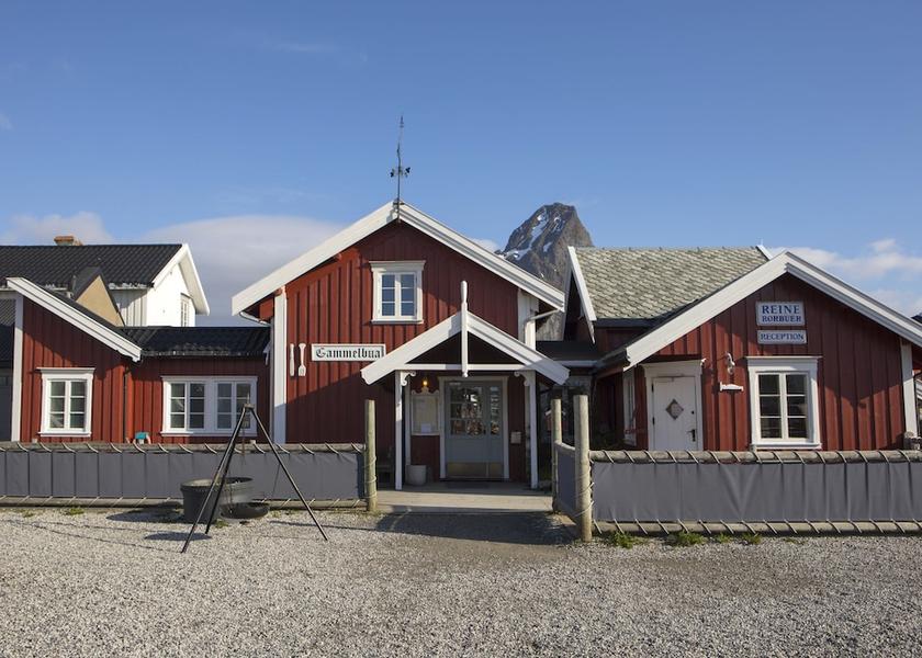 Nordland Moskenes Front of property