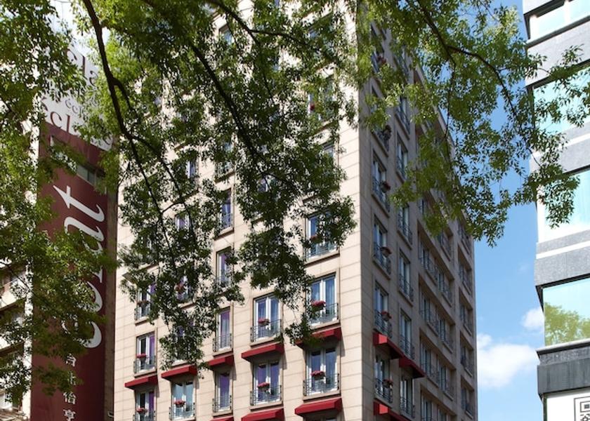  Taipei Exterior Detail