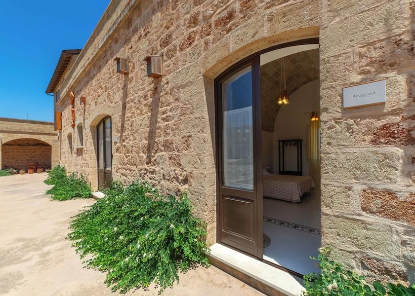 Puglia Alessano Exterior detail