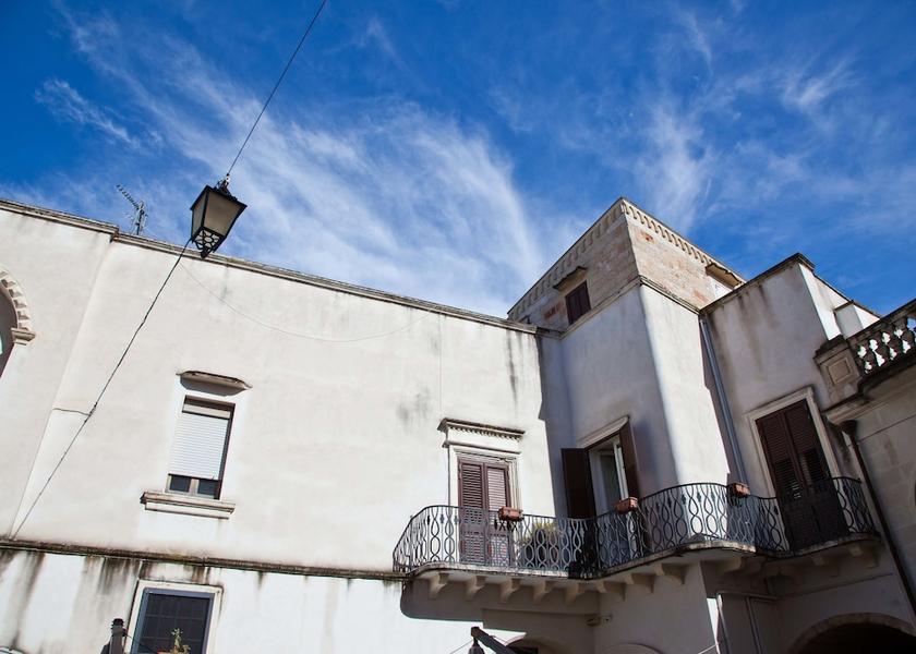 Puglia Galatina Exterior Detail