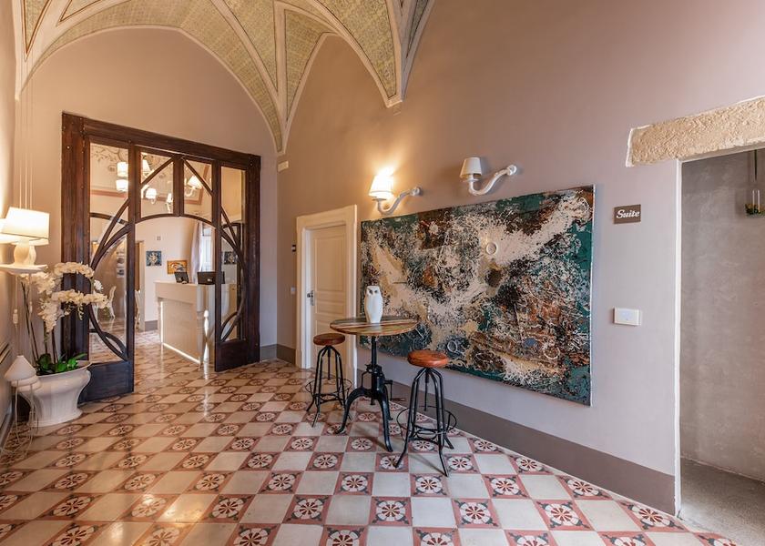 Puglia Galatina Lobby
